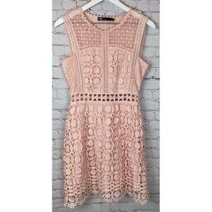 INA Womens’ Light Pink Lace Sleeveless Dress Size Small